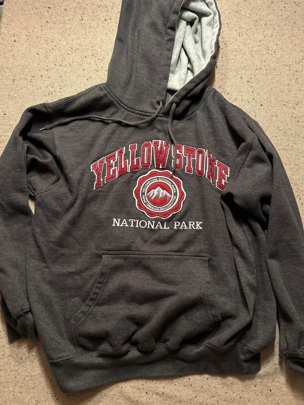 Prairie Mountain Yellowstone National Pwrk Hooded Sweatshirt Large Unisex Gray